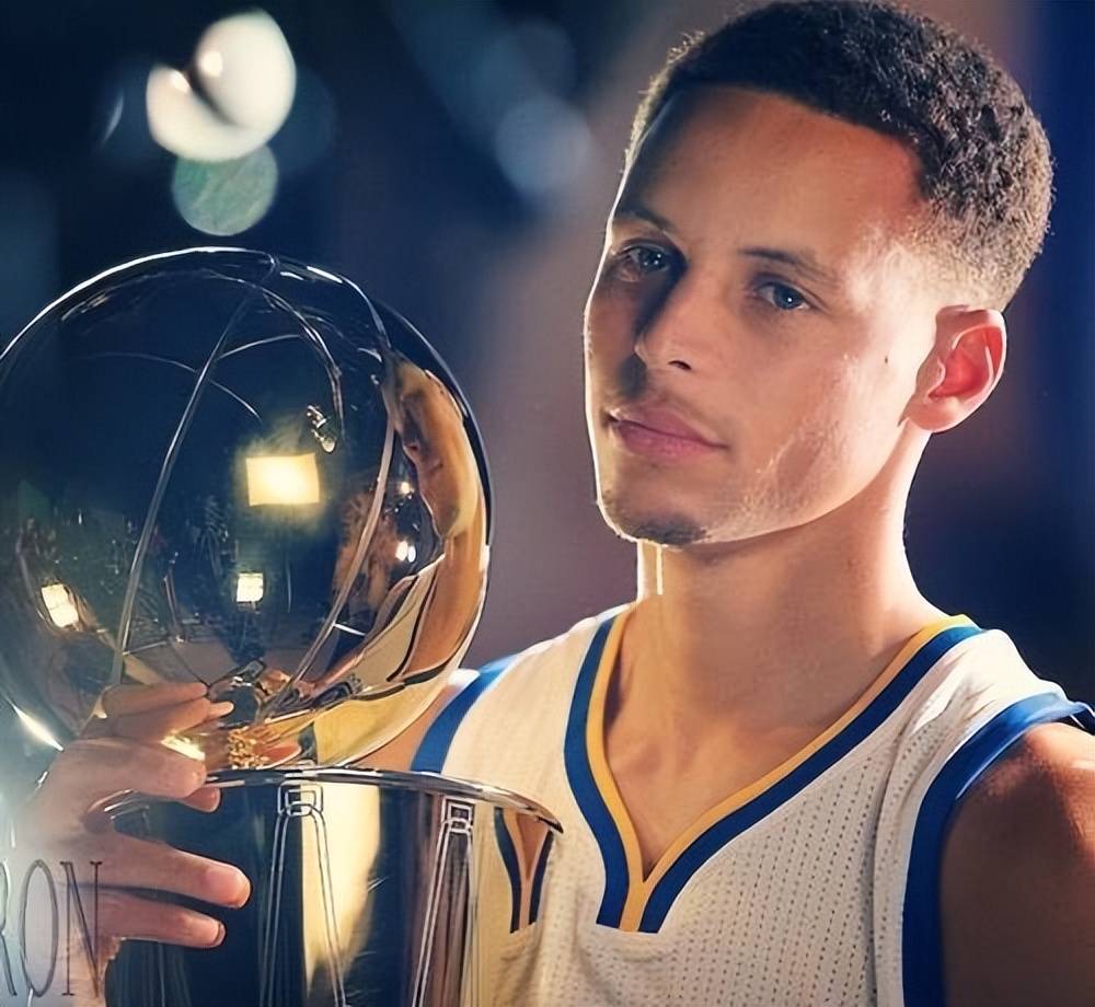 作为中国足 作为中国足