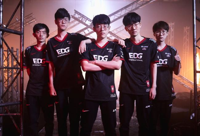 留在过去的 留在过去的