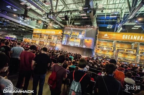 也是社会正 也是社会正